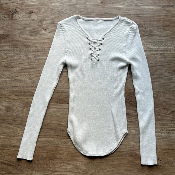 FITTED KNIT TOP - Picture 1 of 2